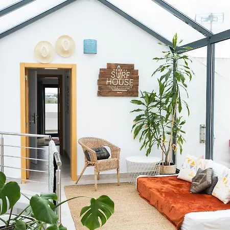 Oda ve Kahvaltı Ferrel Surf House *