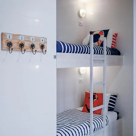 Oda ve Kahvaltı Ferrel Surf House